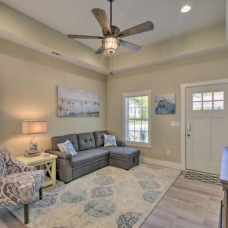 Ocean Isle Beach Home With Shared Lanai And Grill 외부 사진