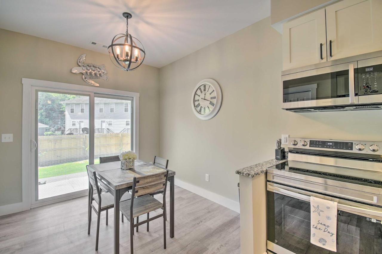 Ocean Isle Beach Home With Shared Lanai And Grill 외부 사진